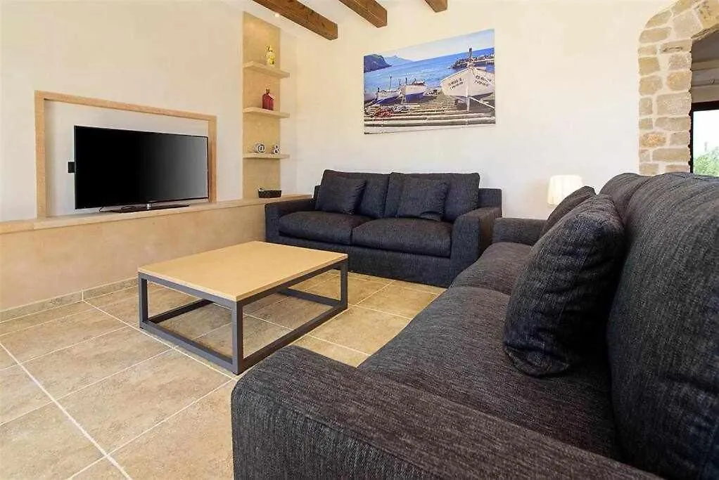 Chalet Finca Sa Pletassa 8 Pax Wifi Piscina Jardin Bbq S'Horta