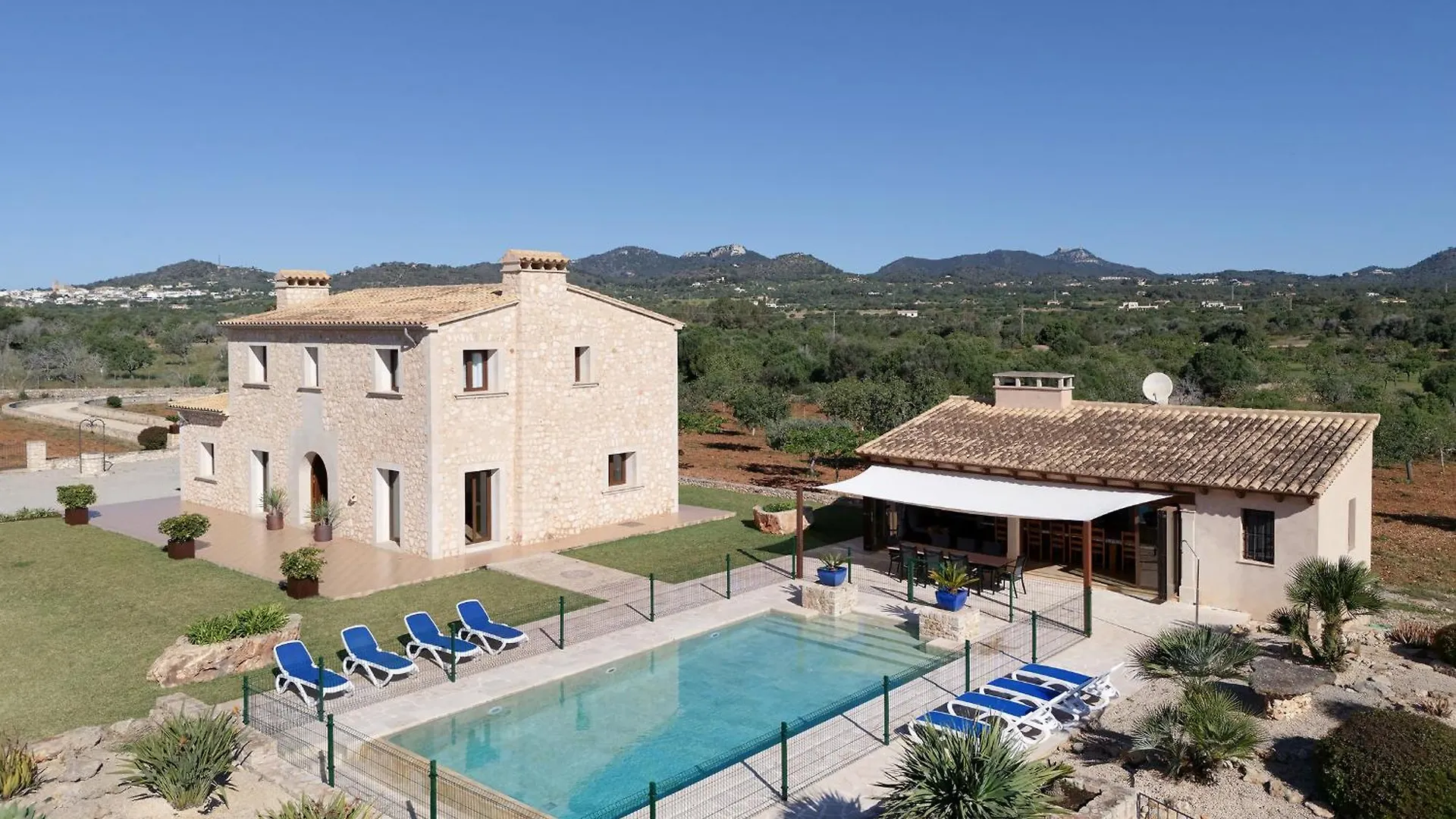 Finca Sa Pletassa 8 Pax Wifi Piscina Jardin Bbq S'Horta